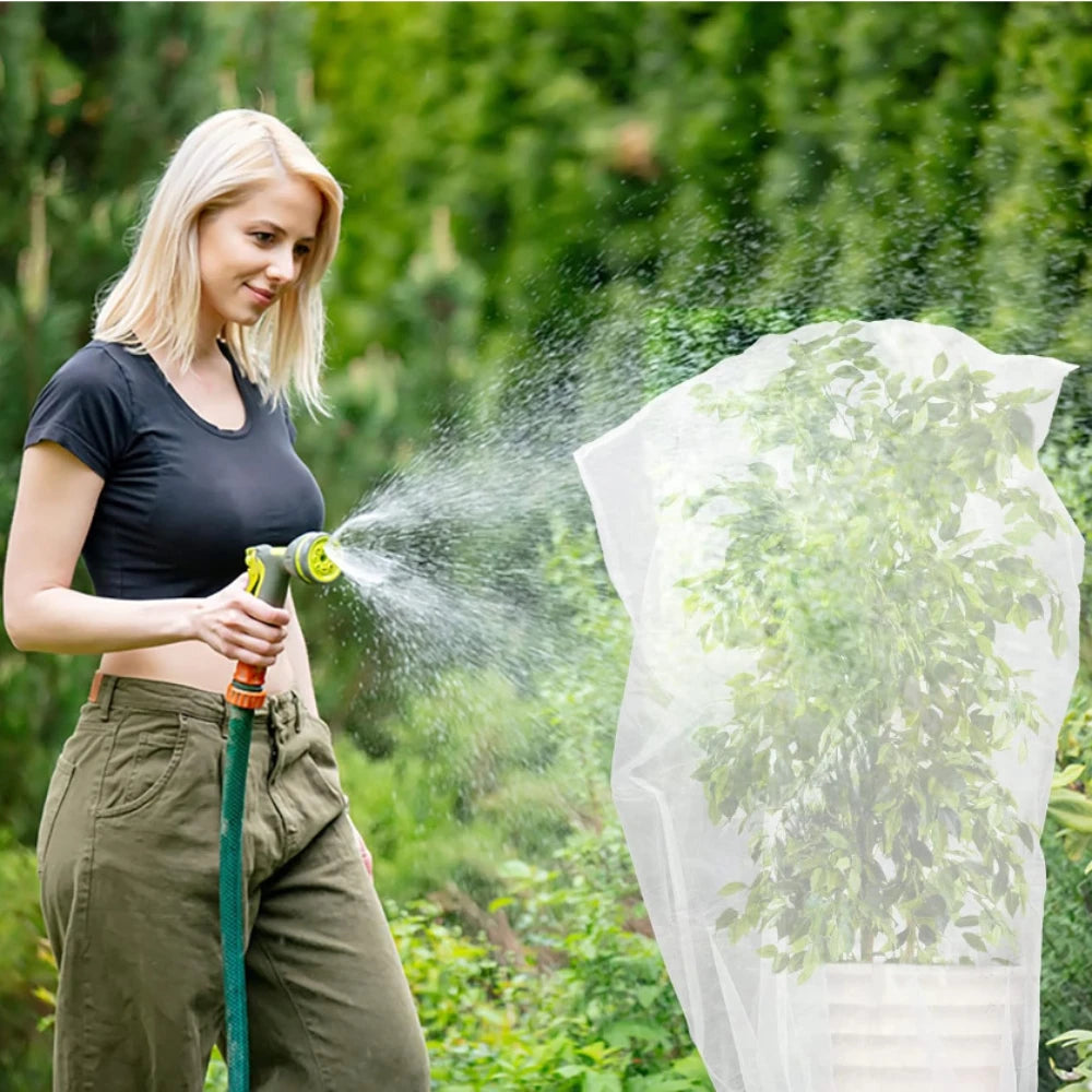 Garden Plant Insect Netting Vegetable, Flower and Fruit Care Cover Netting Pest Control Bird-proof 60 Mesh Protective Netting