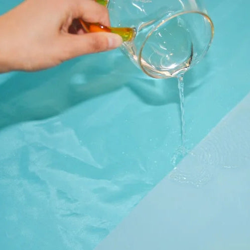 Wholesale Custom PVC Lightweight Waterproof Apron Dustproof Clothing Fabric