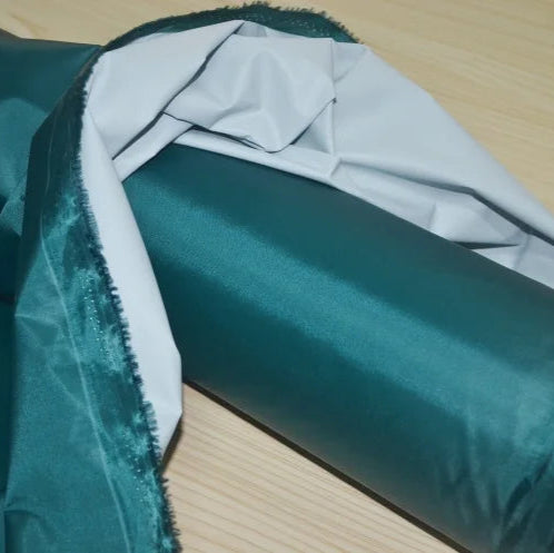 Wholesale Custom PVC Lightweight Waterproof Apron Dustproof Clothing Fabric