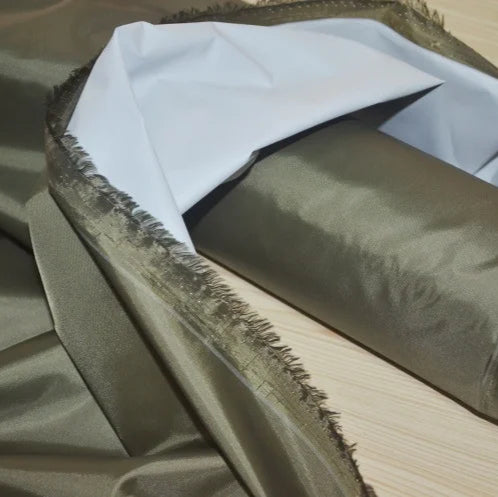 Wholesale Custom PVC Lightweight Waterproof Apron Dustproof Clothing Fabric